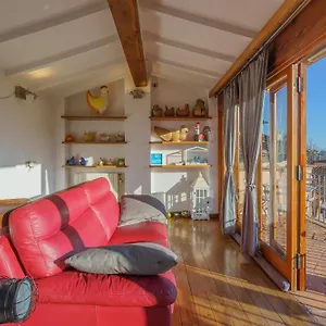  Appartement Terrazza Coccode' Spazioso Con Vista Mozzafiato!